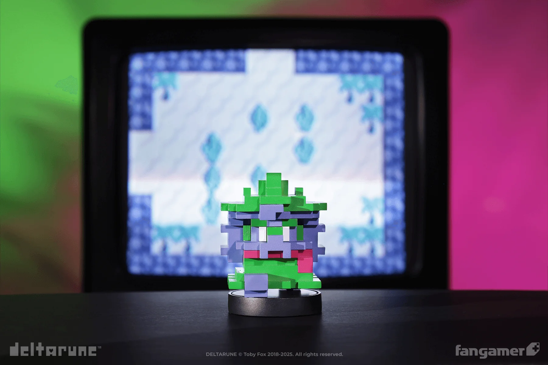 HERO_SCARF Figurine - Image 7