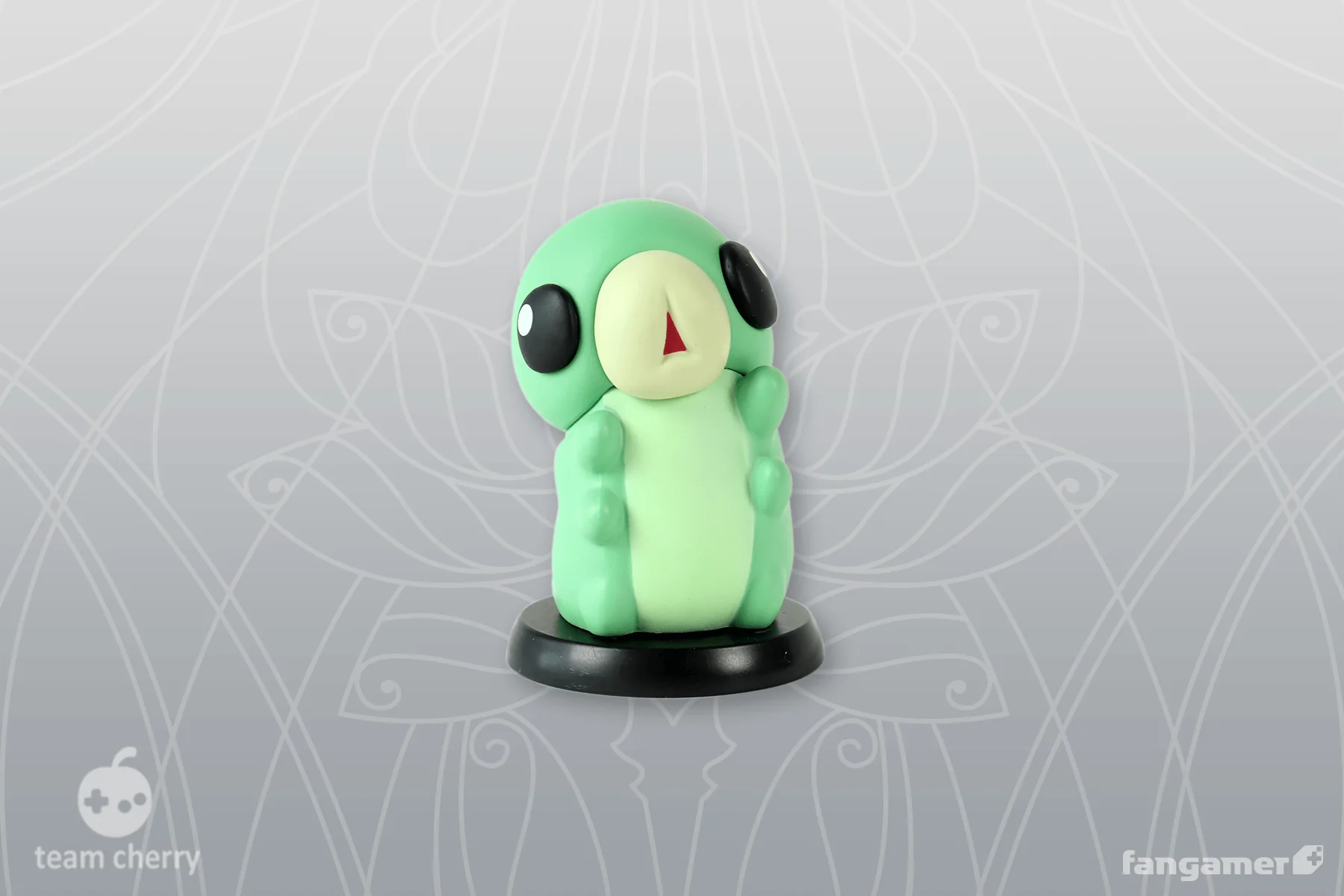 Grub Mini Figurine - Image 3