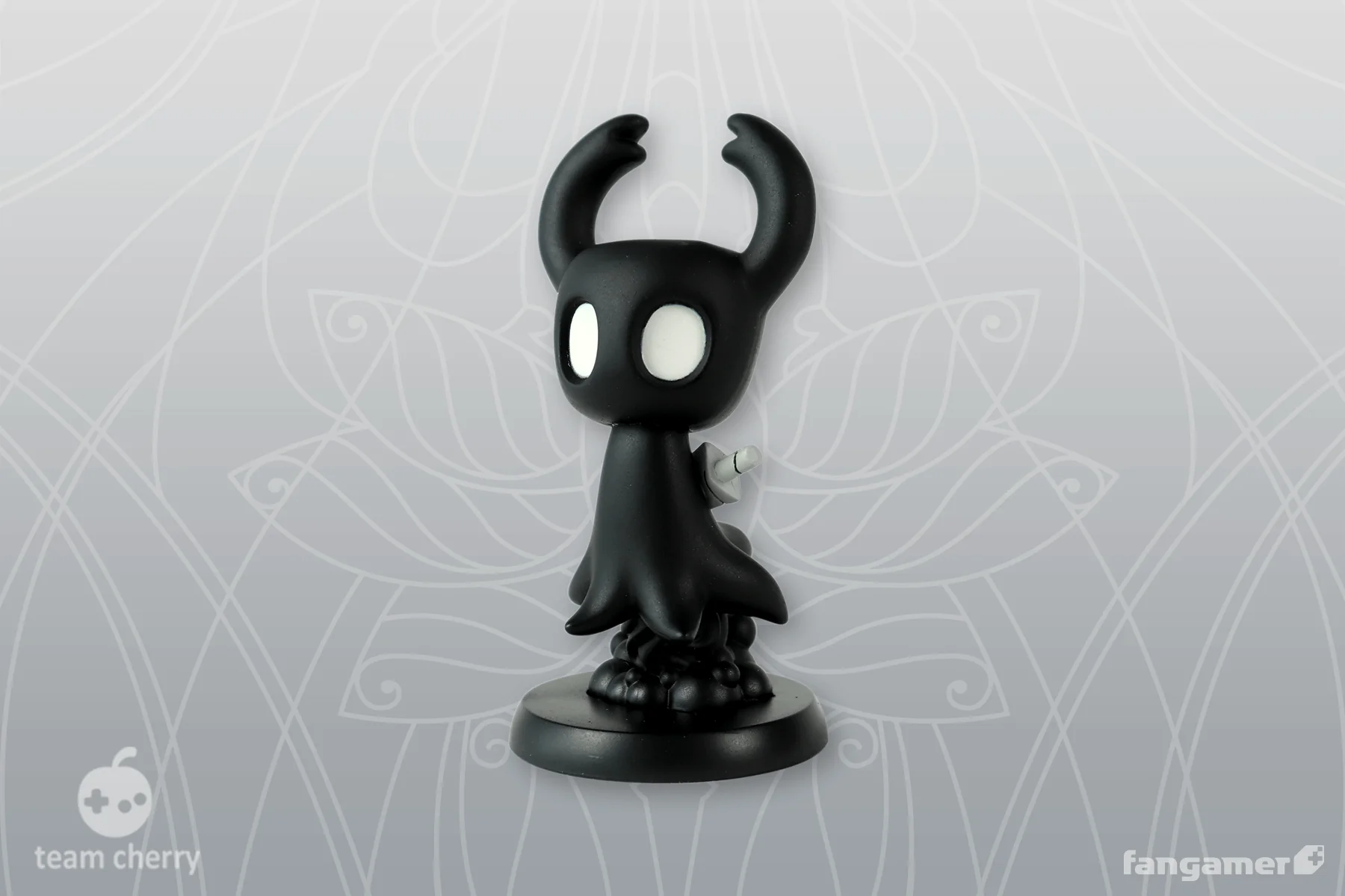 Shade Mini Figurine - Image 3