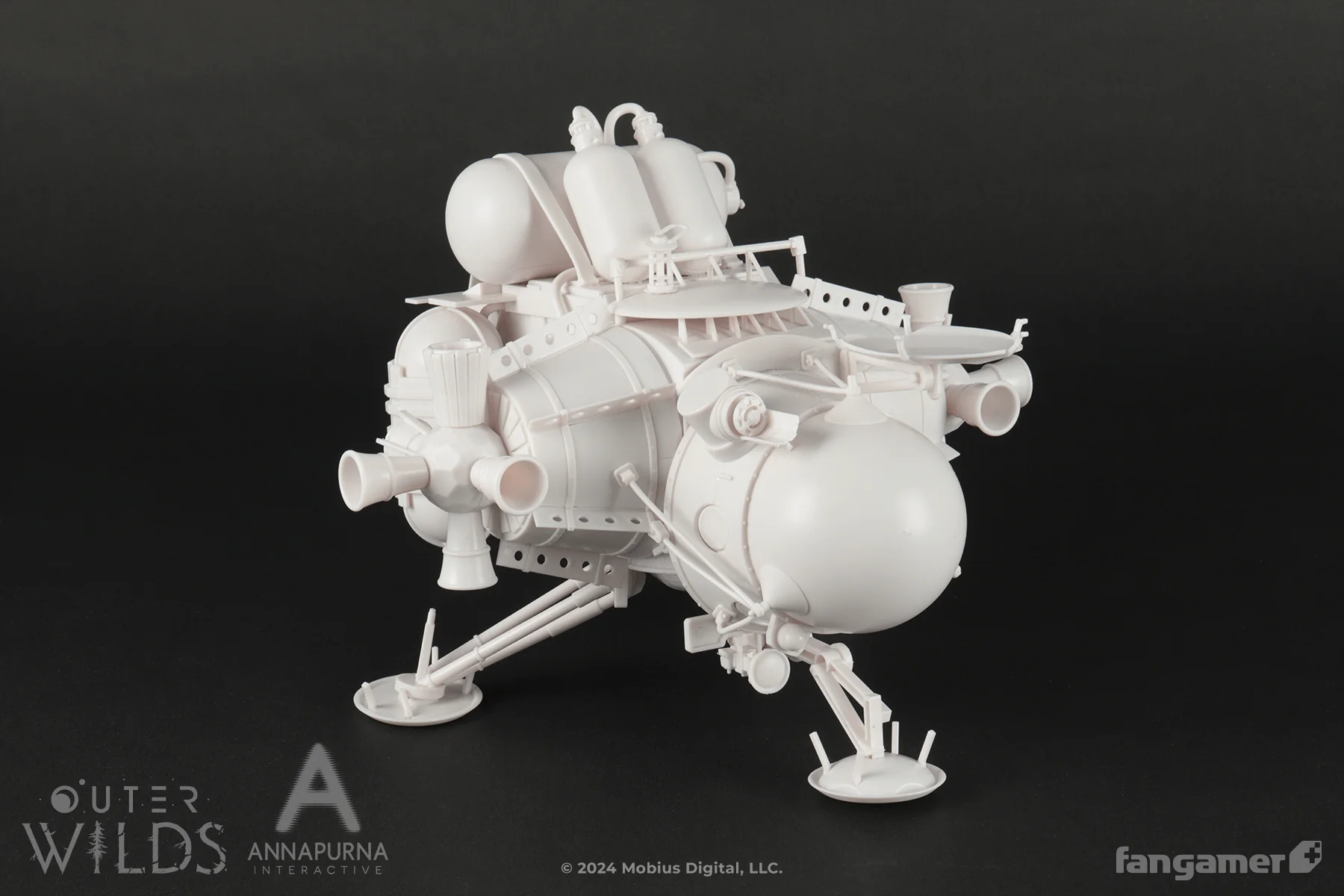 Hearthian Lander Model Kit - Image 3