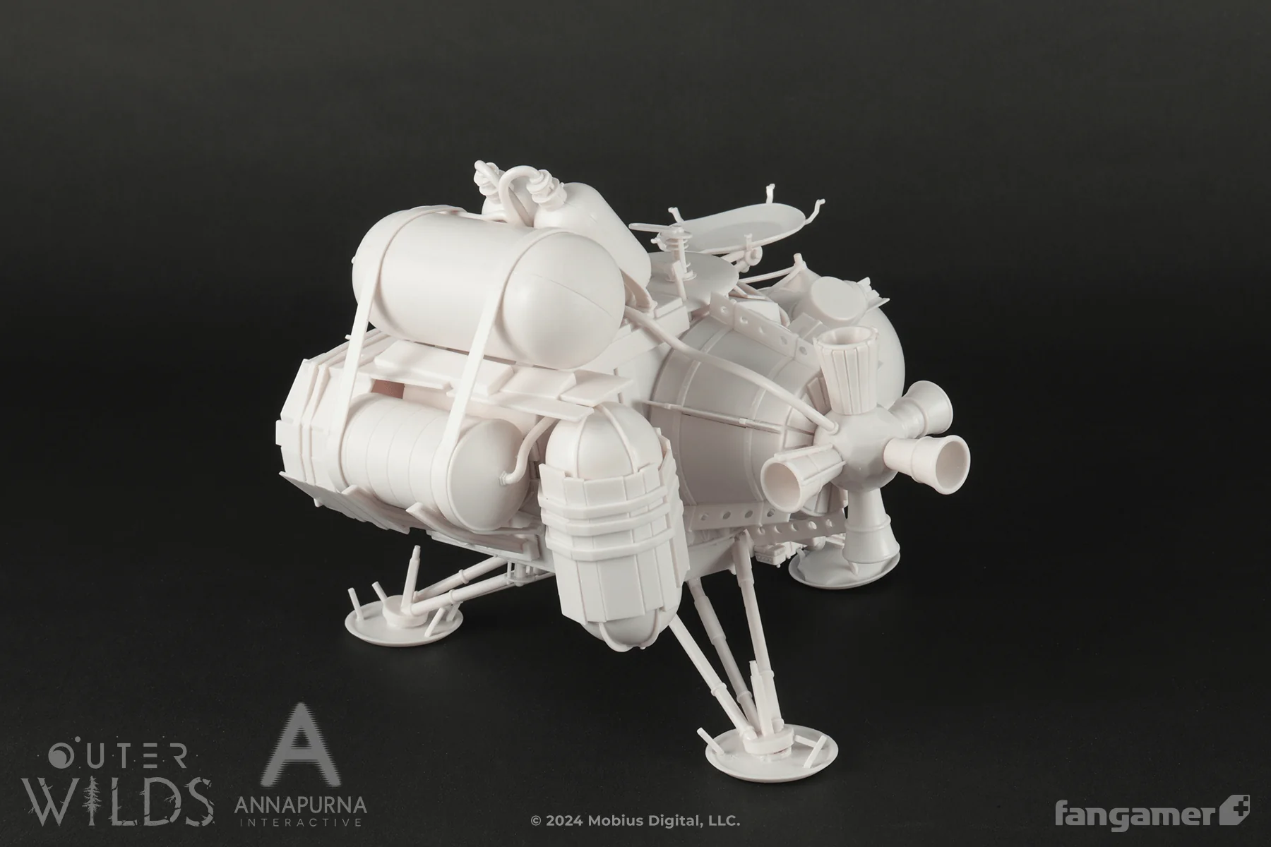 Hearthian Lander Model Kit - Image 4